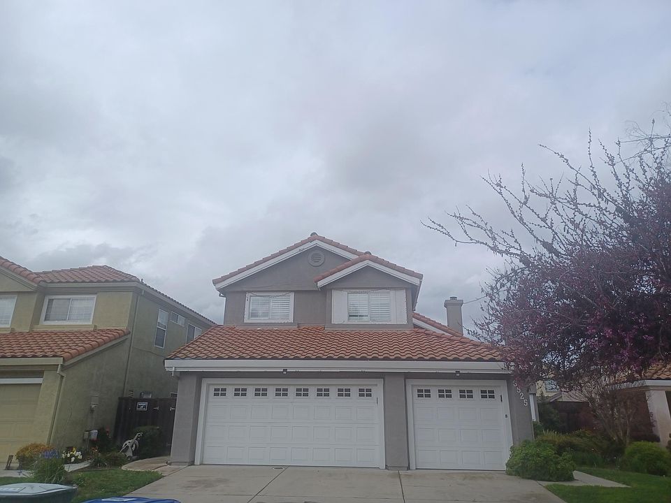 2nd image of 3525 Highmore Ln