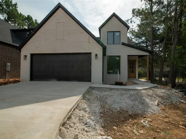 316 S Happy Hollow Rd, Fayetteville, AR 72701