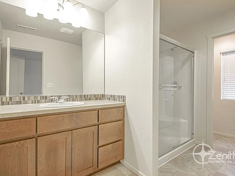 8515 NE 13th Pl — Photo 19