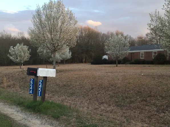 2451 Gulledge Rd, Wadesboro, NC 28170