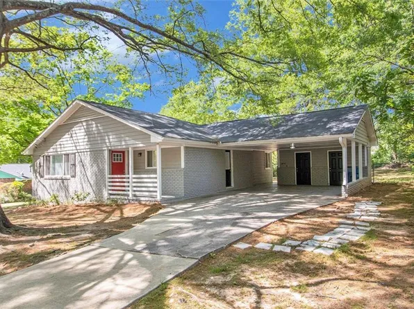 2925 Heather Dr, East Pt, GA 30344