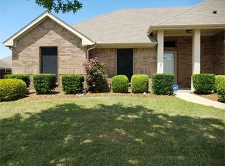 102 Fieldview Dr, Crandall, TX 75114