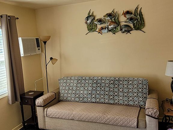 4th image of 308 Gunn Ave #2094