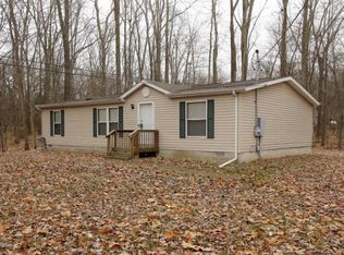 36949 49th Ave, Paw Paw, MI 49079