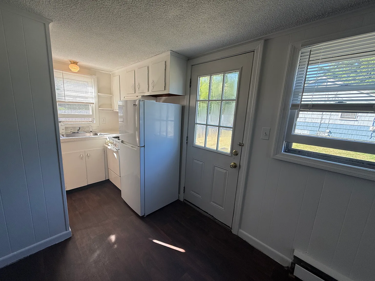 Studio, 250 sqft, $1,650 — Photo 4