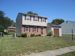 3121 Dorf Dr, Moraine, OH 45439