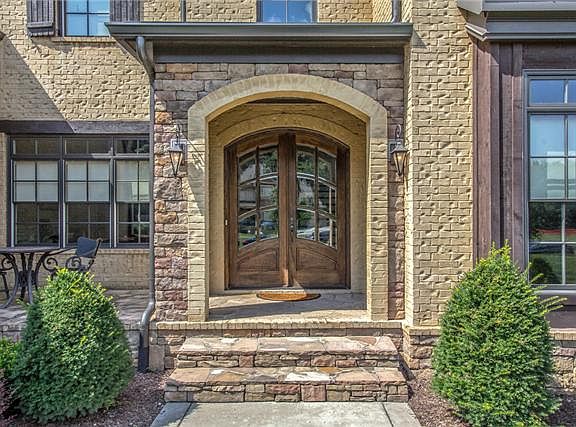 2nd image of 5020 Buds Farm Ln E