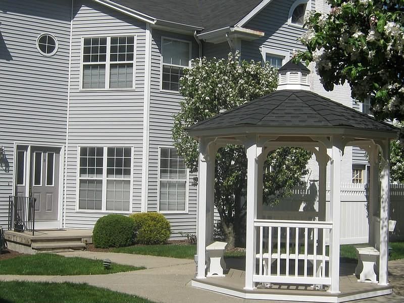 132 Hope St.