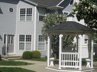 132 Hope St UNIT B, Stamford, CT 06906