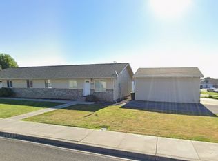 5201 Oahu Ln, Yakima, WA 98908