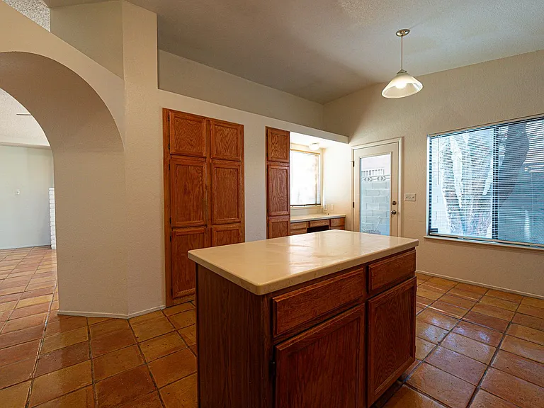 6357 Formula Way — Photo 15