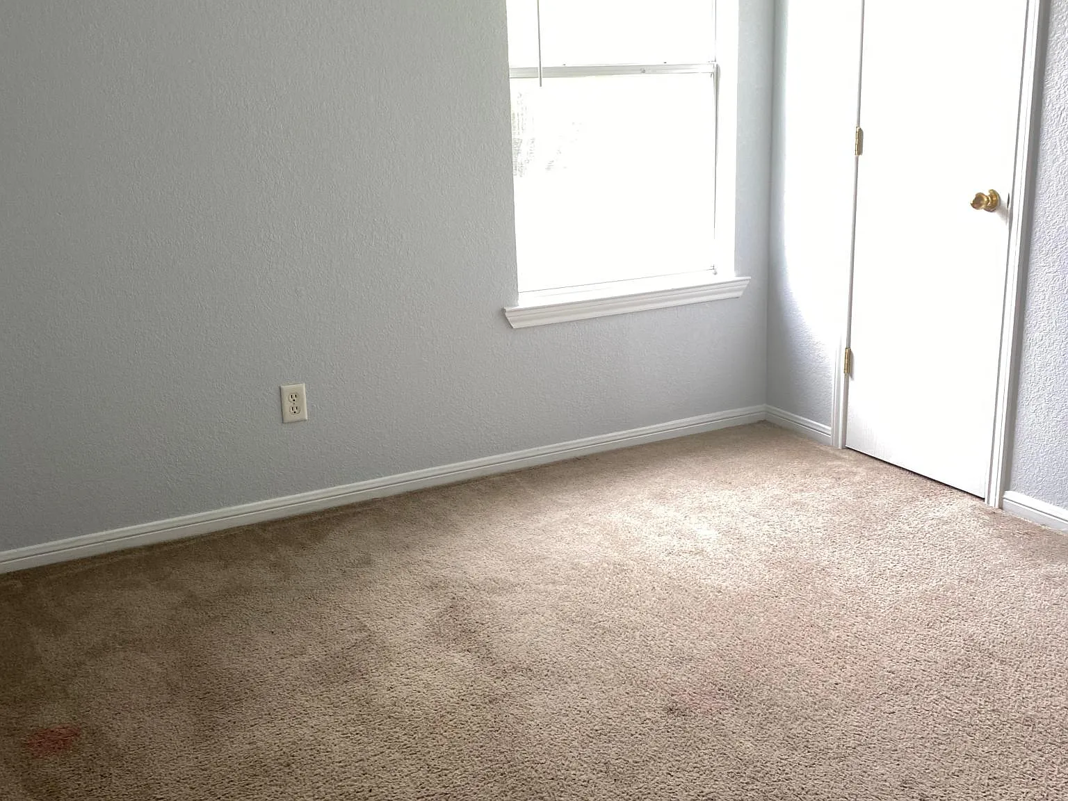 3 bed, 1123 sqft, $950 — Photo 3