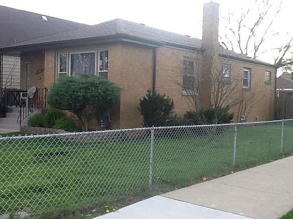 3rd image of 13300 S Mackinaw Ave