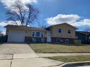 785 Brookdale Dr, West Jefferson, OH 43162