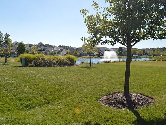 3rd image of Deansboro Dr
