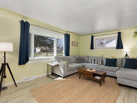 5th image of 5404 Drayton Rd