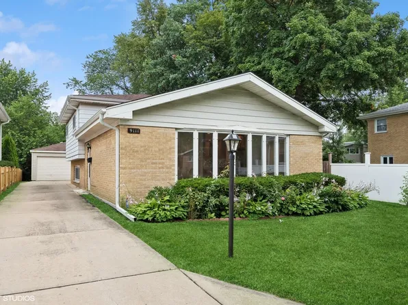 9111 Crawford Ave, Skokie, IL 60076
