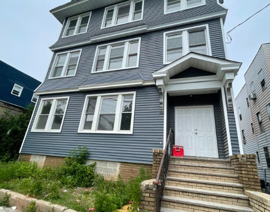 1st image of 325 Renner Ave Floor 3