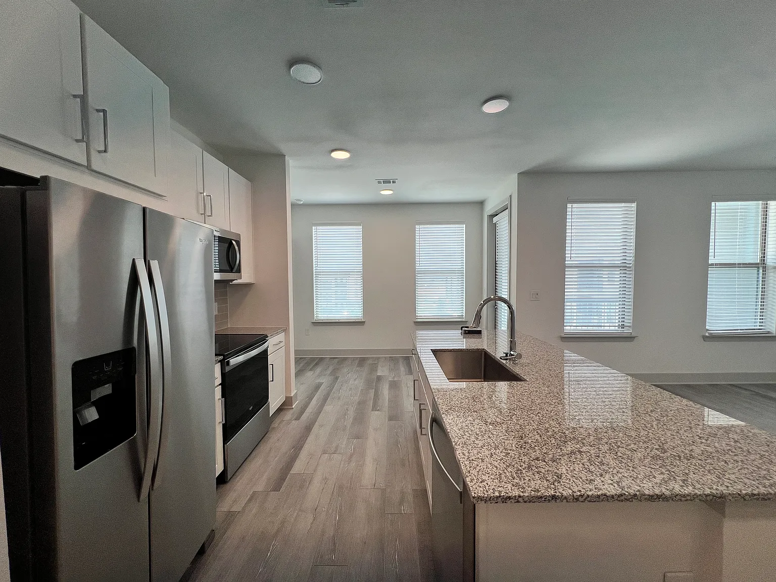 Hackberry Ln, Bastrop — Photo 2