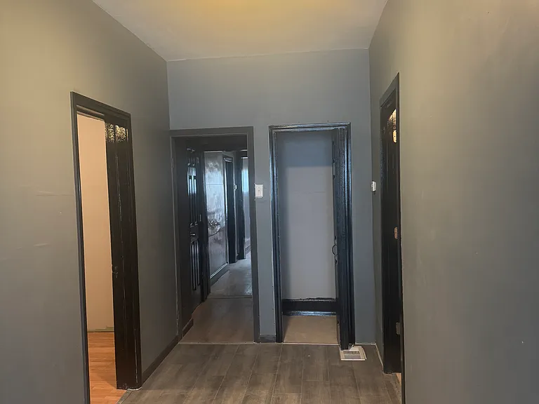 9548 S Avenue M #1 — Photo 3