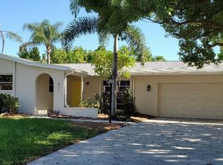 812 Ponderosa Pine Ln, Sarasota, FL 34243