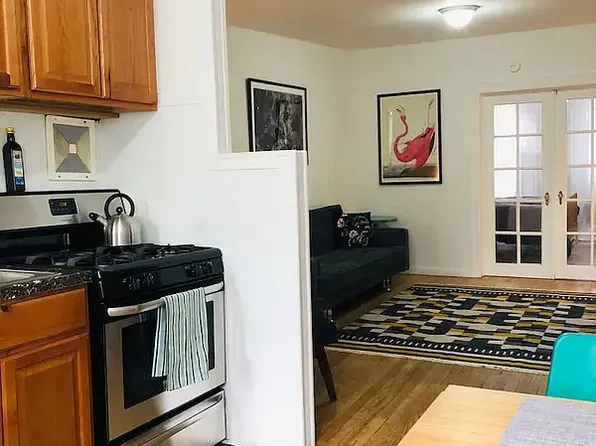 597 Manhattan Avenue image 1 of 10