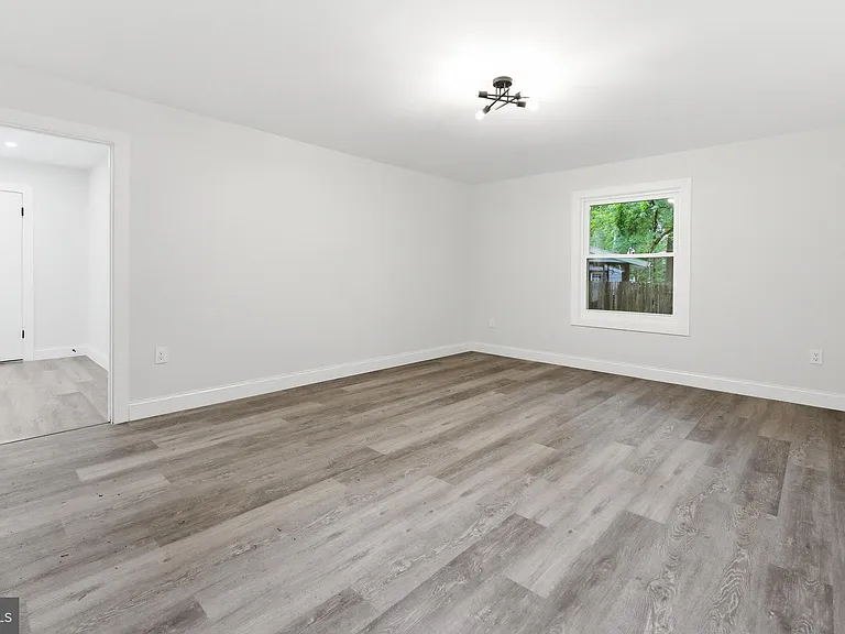 27 Parkside Cir — Photo 18
