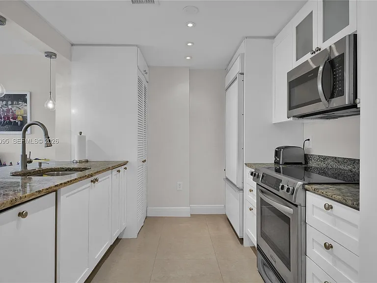 10275 Collins Ave #315 — Photo 11