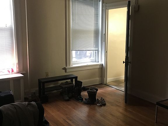 2nd image of 226 W McMillan St APT 2