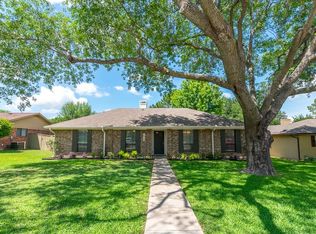 1809 Chisolm Trl, Lewisville, TX 75077