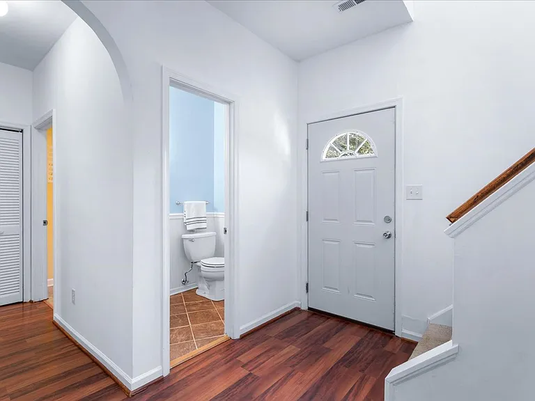 5403 Sasha Ct — Photo 6