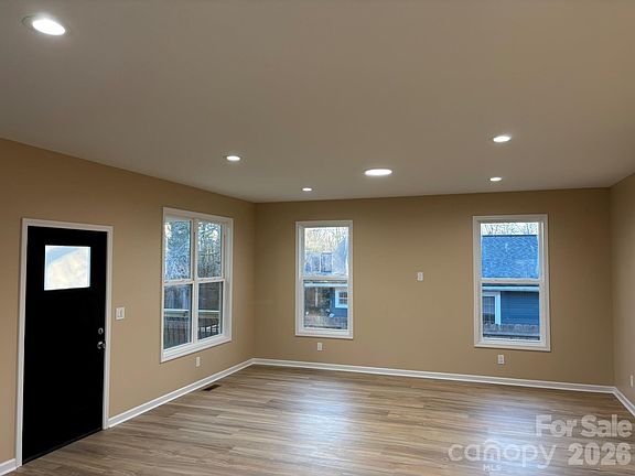 5th image of 98 Brooklyn Rd #1