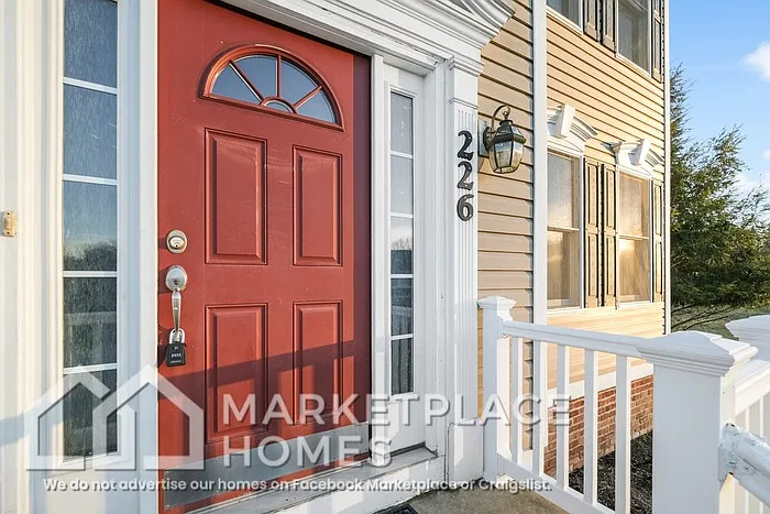 4 bed, 4.5 bath, 3000 sqft, $3,525 — Photo 4