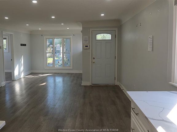 3rd image of 1839 Westcott Rd