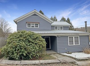 208 Highland St, Hawley, PA 18428