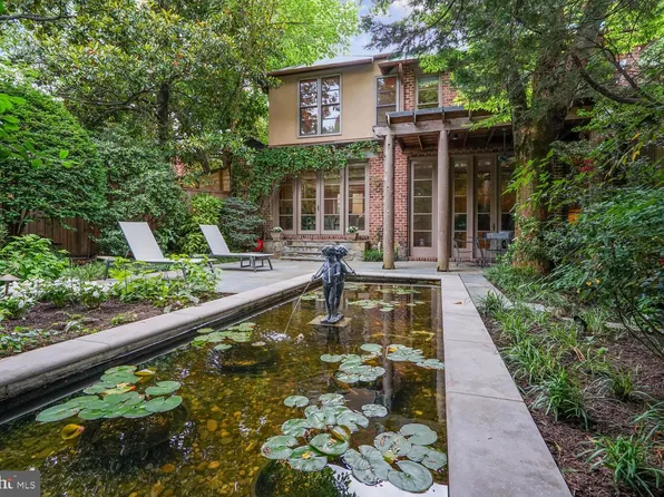 3208 Volta Pl NW, Washington, DC 20007