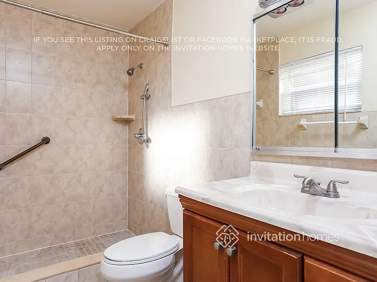 4851 NW 6th St — Photo 14