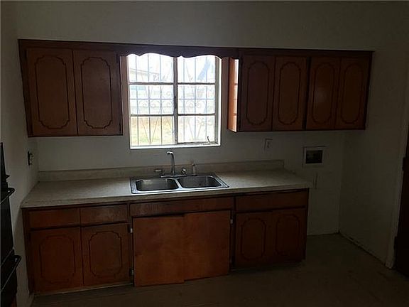 4th image of 5013 Mount Vernon Ct