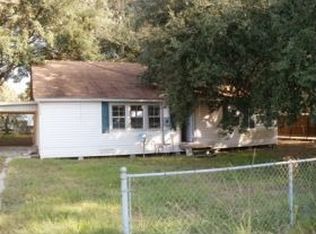 134 Berdine St, Ville Platte, LA 70586