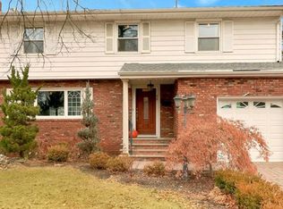 39 Sherwood Ave, Englewood Cliffs, NJ 07632