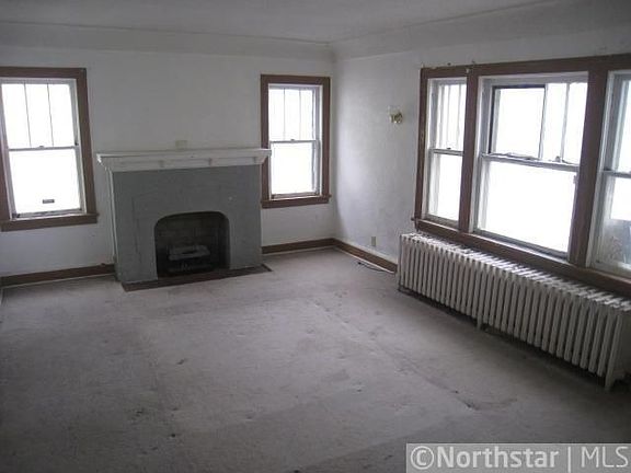 5th image of 1922 Oliver Ave N