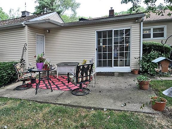 4th image of 2888 Northglen Dr