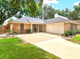 8318 Hot Springs Dr, Houston, TX 77095