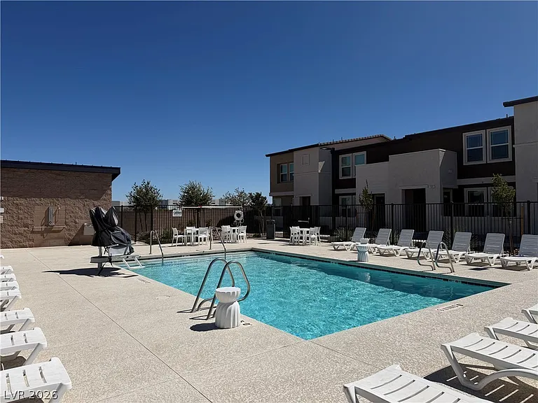 3721 Celesta Vista Ave — Photo 23