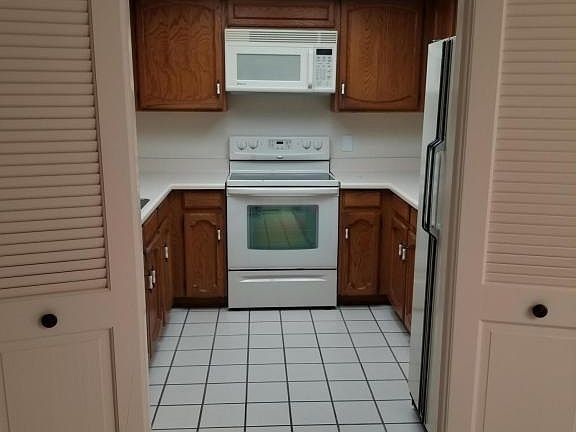 3rd image of 8314 N 21st Dr #K207