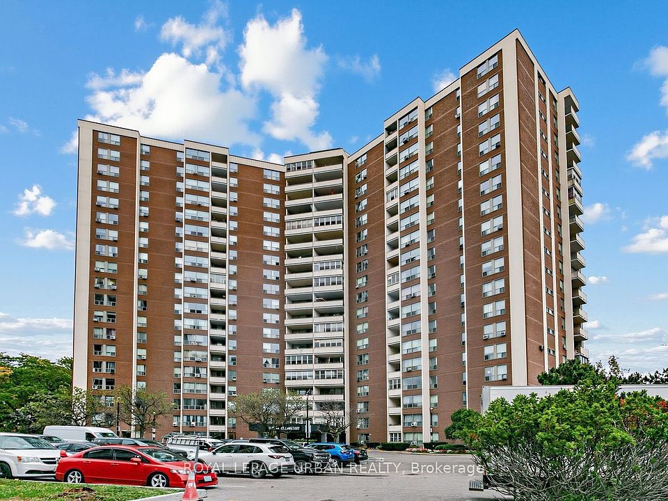 1st image of 60 Pavane Linkway #403