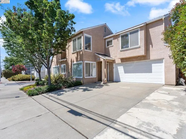 380 Blossom Way, Hayward, CA 94541