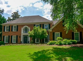 645 Wayt Rd, Roswell, GA 30076