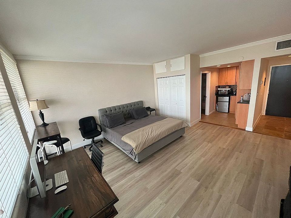 1st image of 700 Biltmore Way APT 1116