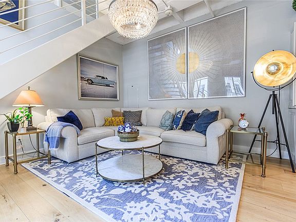 5th image of 6253 Hollywood Blvd APT 707